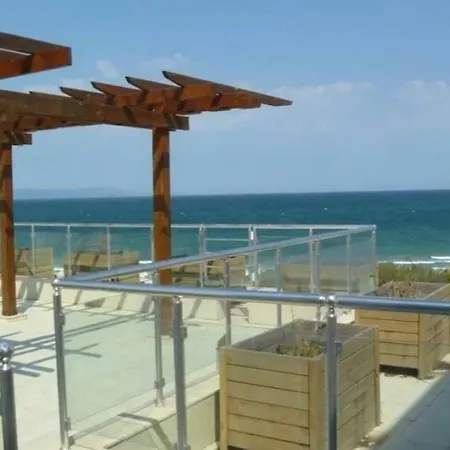Bay פומורי
